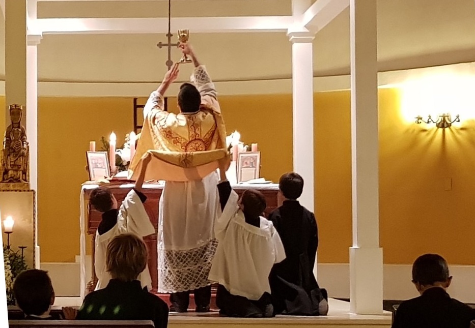 Invitación a misa de Nochebuena y Navidad. Horarios