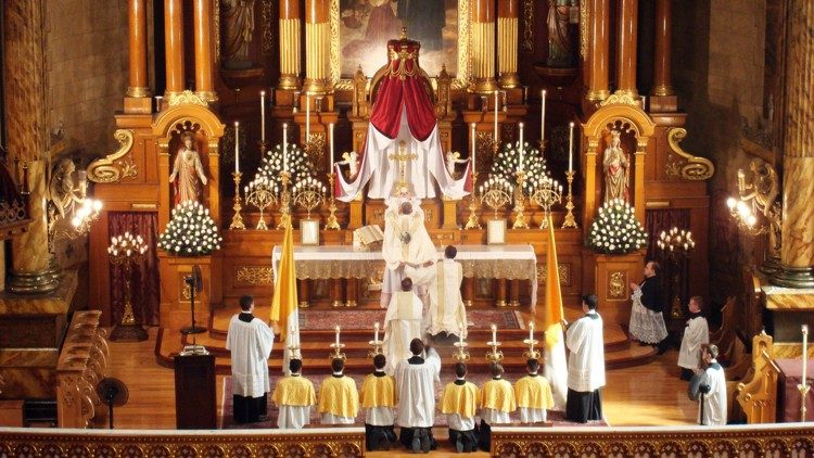 Un precioso tesoro a conservar: sermón de Corpus Christi y artículo