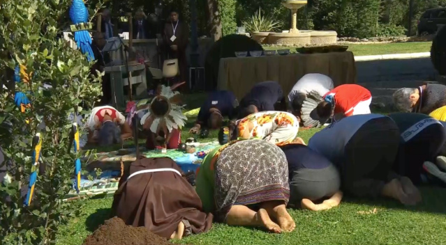 De conversiones, de inclusiones y de tiendas (a propósito de los “cristianismos paganos”)