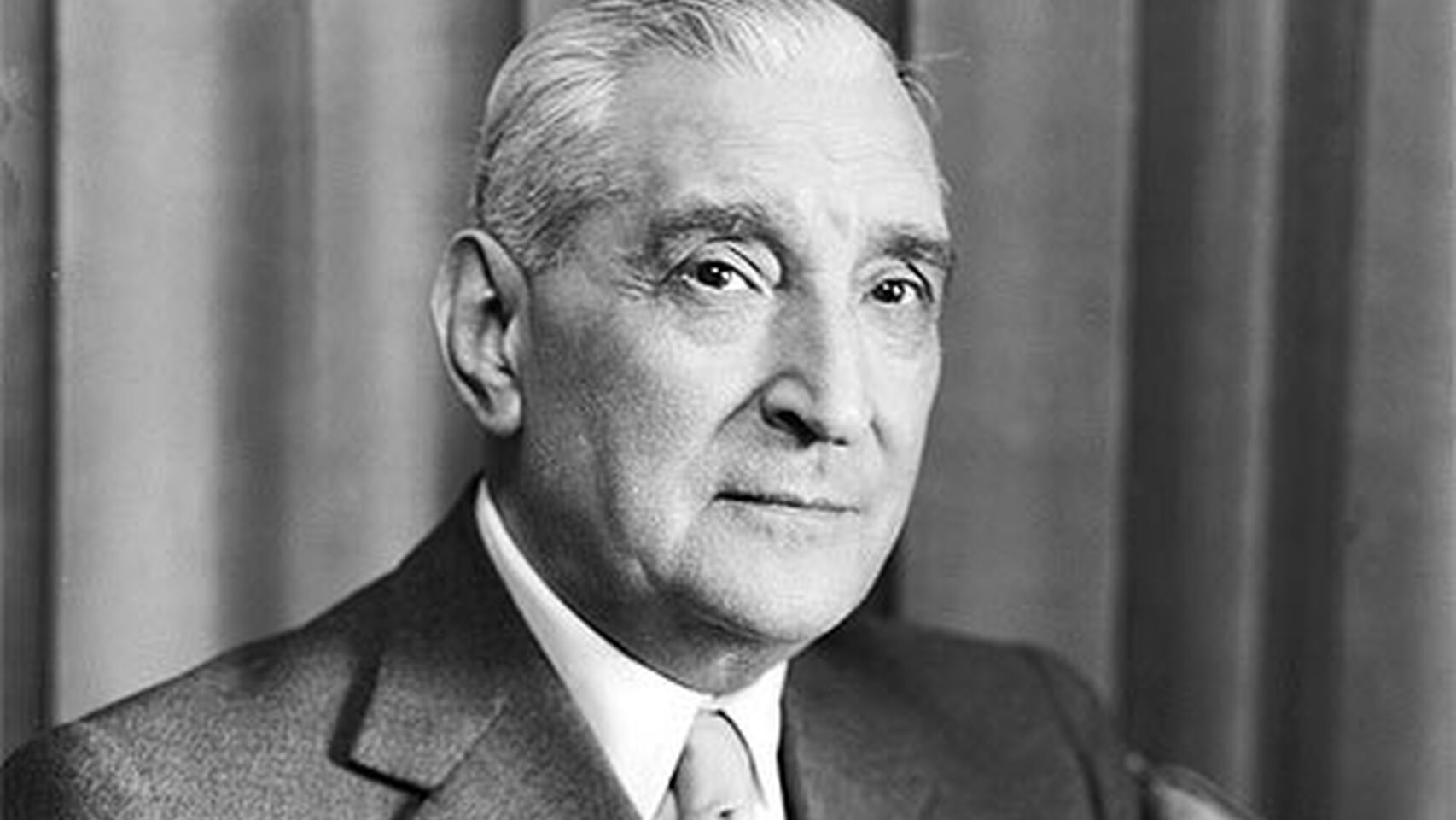 Oliveira Salazar. A 50 años de su muerte. El orden sereno