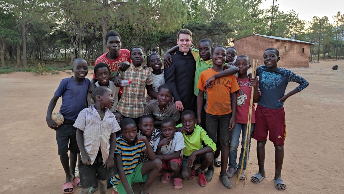 «No tenemos que tener miedo de dar la vida, tanto física como espiritualmente»
