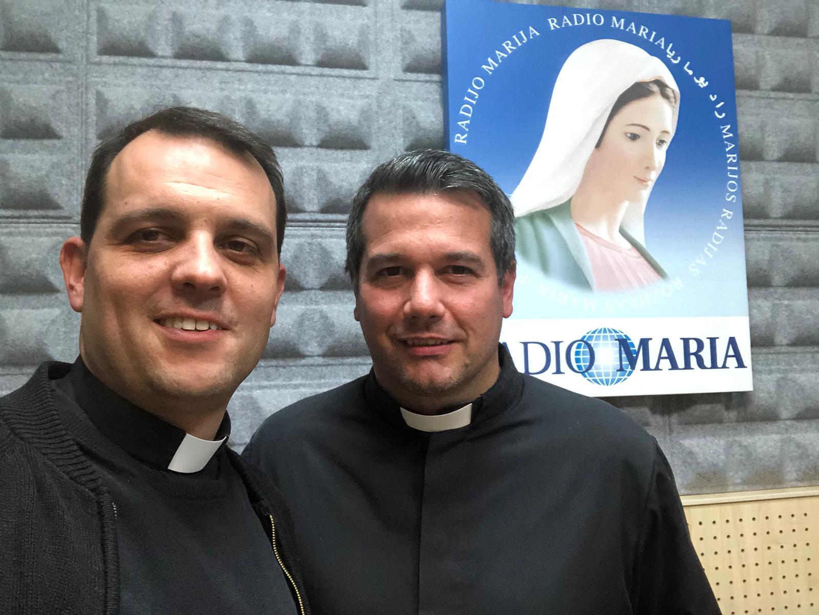 Rompiendo moldes. Entrevista de Radio María España al Padre Javier