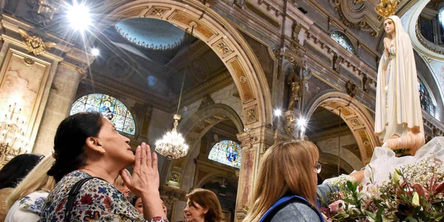 Sobre la adoración de imágenes y el famoso canon III del Concilio IV de Constantinopla