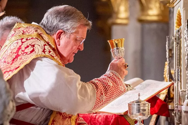Cinco liturgias pontificales tradicionales serán celebradas en Roma y Estados Unidos